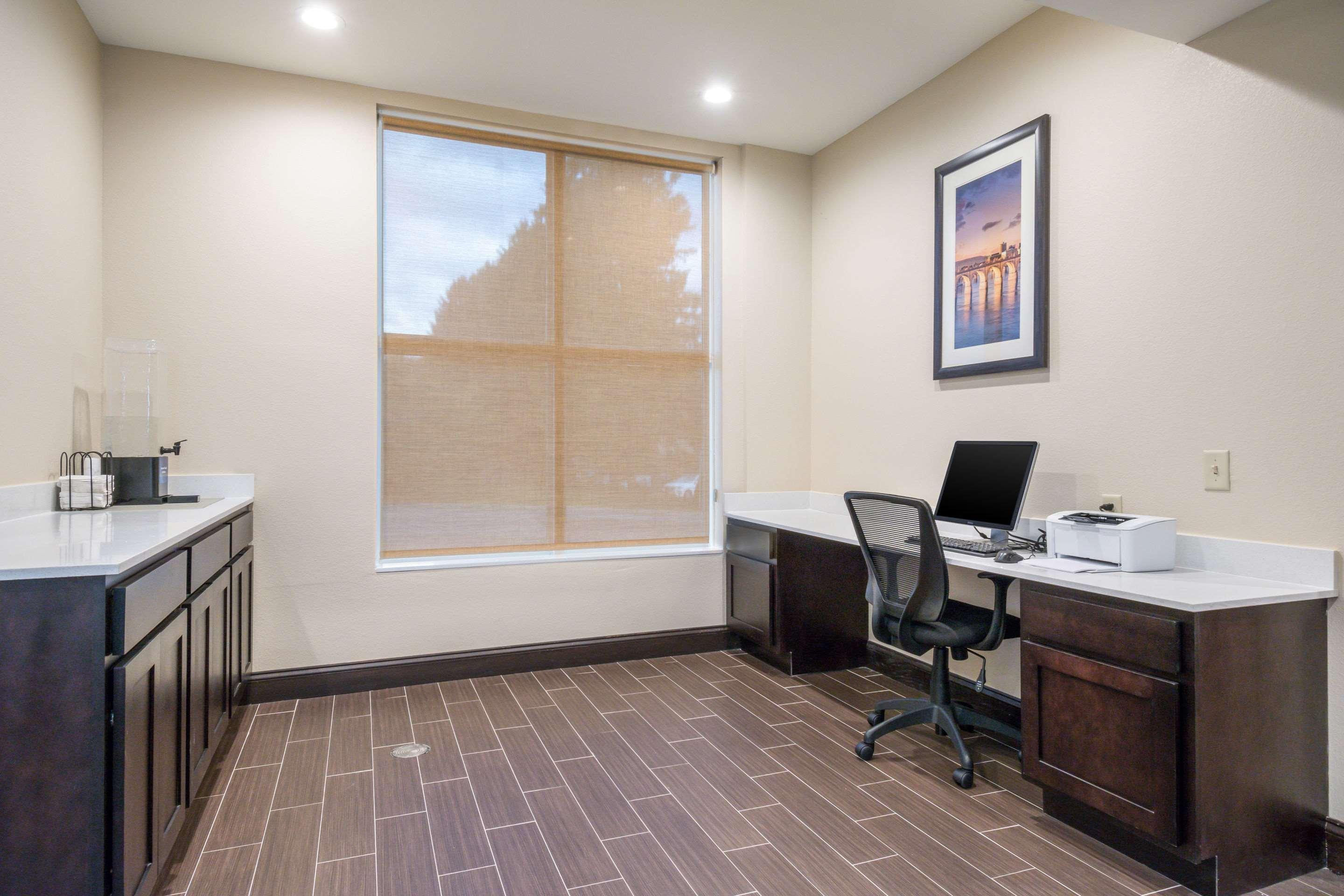 Comfort Inn & Suites Harrisburg - Hershey West Esterno foto